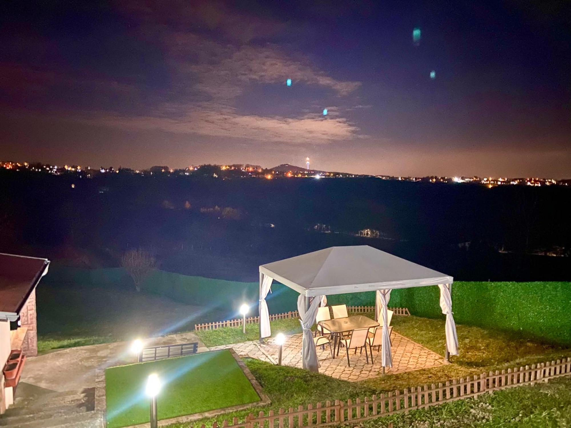 Avala Sunset Apartments ベオグラード エクステリア 写真